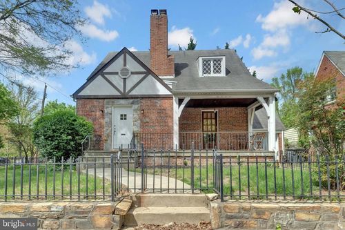 5900 2nd Pl Nw, WASHINGTON, DC, 20011-2208 | Card Image