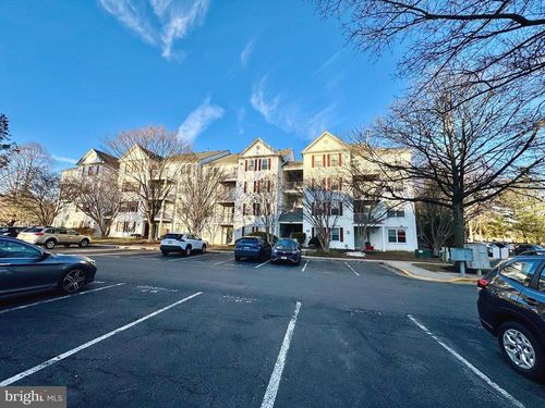 apt-1-12901 Churchill Ridge Cir, GERMANTOWN, MD, 20874-3890 | Card Image