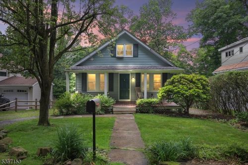 148 Reservoir Rd, Hopewell, NJ, 08525-1326 | Card Image