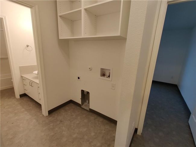 C - 702 W 6 Th St, Home with 2 bedrooms, 1 bathrooms and 1 parking in Taylor TX | Image 5