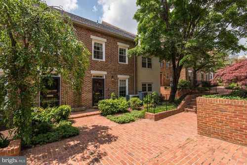 1168 N Pitt St, ALEXANDRIA, VA, 22314-1403 | Card Image