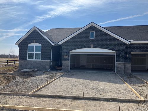 61611 Empire Rd, South Lyon, MI, 48178 | Card Image