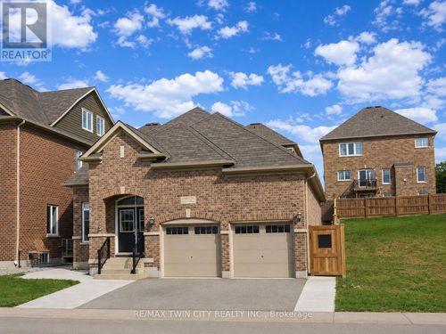 upper-186 Blair Creek Drive, Kitchener, ON, N2P0G1 | Card Image