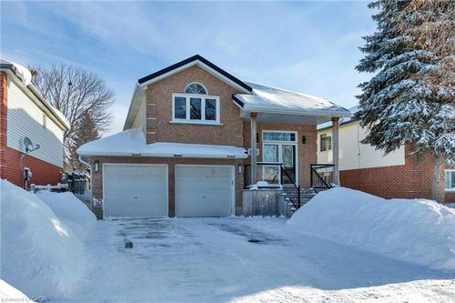 299 Erinbrook Dr, Kitchener, ON, N2E3M2 | Card Image