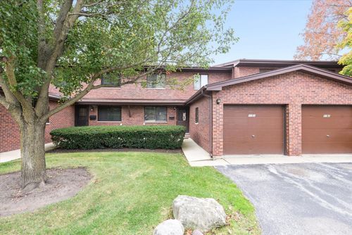 1151 Geneva Ln, Lake Zurich, IL, 60047-2239 | Card Image