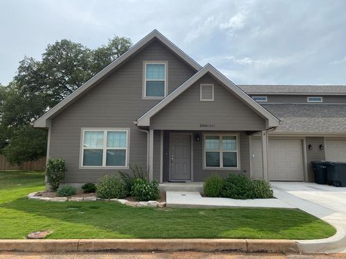 a-1004 E Hill St, Fredericksburg, TX, 78624 | Card Image