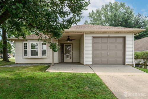 65 Lake View Ter, Columbus, NJ, 08022-1033 | Card Image