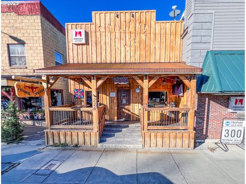 226 John Day Hwy, Prairie City, OR, 97869 | Card Image
