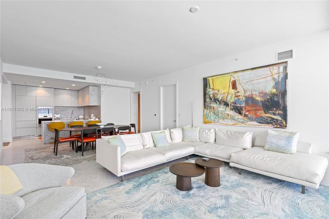 APT-1602 - 5775 Collins Ave, Condo with 2 bedrooms, 3 bathrooms and null parking in Miami Beach FL | Image 24