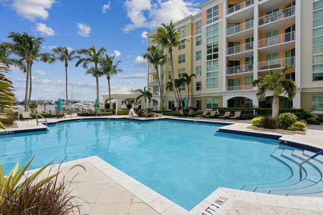 APT-221 - 804 E Windward Way, Condo with 2 bedrooms, 2 bathrooms and null parking in Lantana FL | Image 16