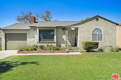 11309 Annetta Ave, Lynwood, CA, 90262-3702 | Card Image