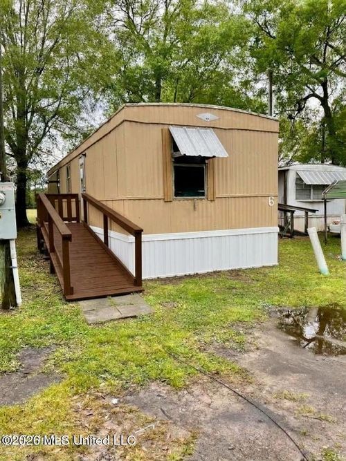 6-11213 Dobson Rd, Gulfport, MS, 39503-3492 | Card Image