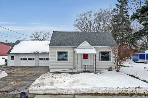 257 Washington St, Wilson, NY, 14172-9670 | Card Image