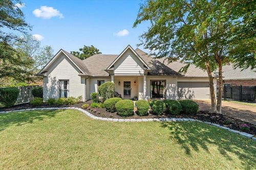 668 E Harpers Ferry Rd, Collierville, TN, 38017-6129 | Card Image