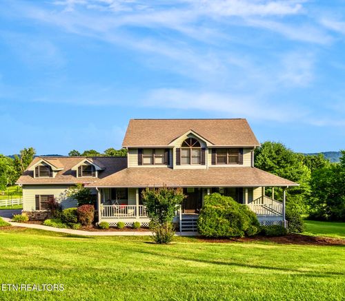 3938 Settlers Trl, Kodak, TN, 37764-1360 | Card Image
