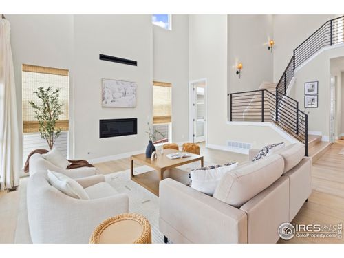 1728 Center Pivot Dr, Windsor, CO, 80550-3917 | Card Image