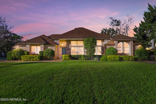 1525 Marshside Dr, Jacksonville Beach, FL, 32250-2697 | Card Image