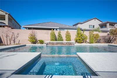 20x40 Salt Water Pool with 8x8 spa | Image 3