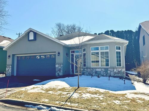 37 Portage Trl, Sauk Rapids, MN, 56379-1157 | Card Image