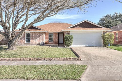 7314 Ottawa Cir, Corpus Christi, TX, 78414-3203 | Card Image