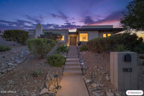 1801 E Manzanita Dr, Phoenix, AZ, 85020-3945 | Card Image