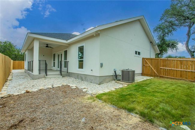 645 Jonquil Dr, House other with 3 bedrooms, 2 bathrooms and null parking in Spring Branch TX | Image 25