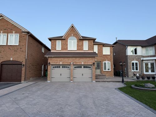 54 Hollybush St, Brampton, ON, L6R1A6 | Card Image