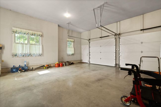 225 Hilltop Rd, Home with 3 bedrooms, 3 bathrooms and null parking in East Bernstadt KY | Image 52