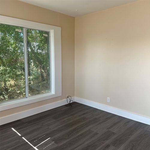 1321 Harris Hill Rd, San Marcos, TX, 78666-8812 | Card Image