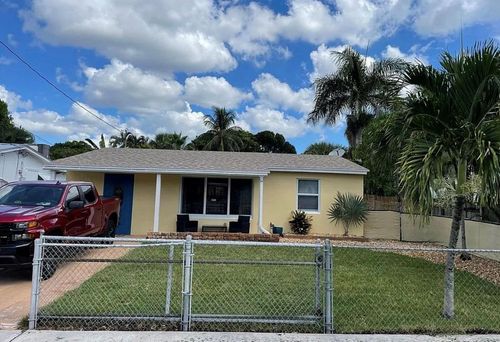 935 Bignonia Rd, West Palm Beach, FL, 33405-2403 | Card Image