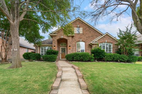 2339 Campfire Ln, Frisco, TX, 75033-7617 | Card Image