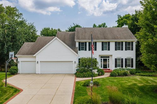 14445 W Meadowshire Drive, NEW BERLIN, WI, 53151 | Card Image