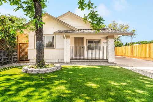 312 Church Street, Roseville, CA, 95678 | Card Image