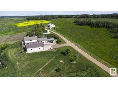 57105 Range Road 223, House other with 3 bedrooms, 3 bathrooms and null parking in Redwater AB | Image 3