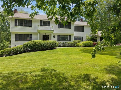 94 Vista Rd, Wilton, CT, 06897-1429 | Card Image