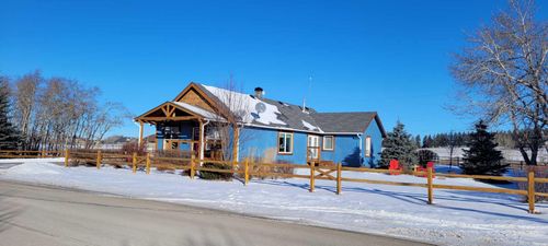 212 Macleod Trail, De Winton, AB, T1S5J4 | Card Image