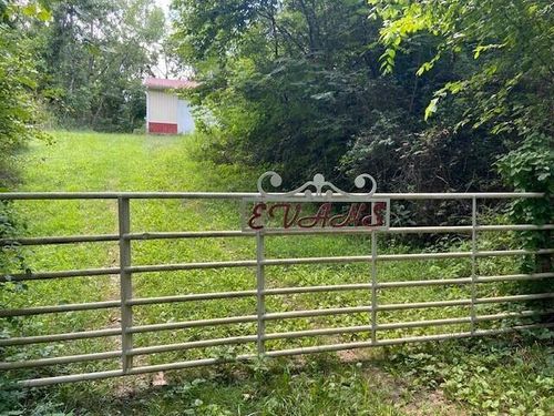 5796 E Mary Ingles Hwy, Augusta, KY, 41002 | Card Image