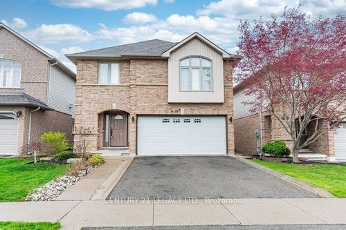 4110 Forest Run Ave, Burlington, ON, L7M4L7 | Card Image
