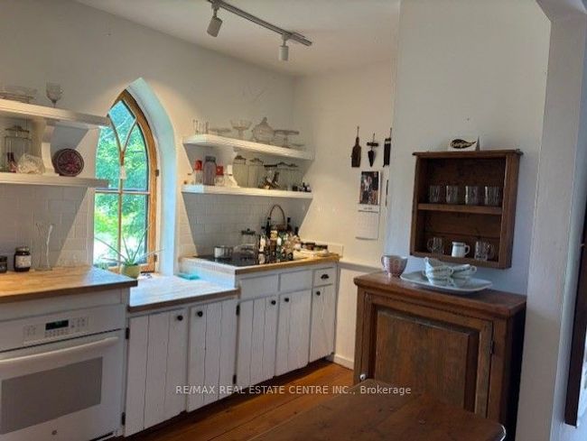 286399 10 Sideroad, House other with 4 bedrooms, 2 bathrooms and 4 parking in Mono ON | Image 21