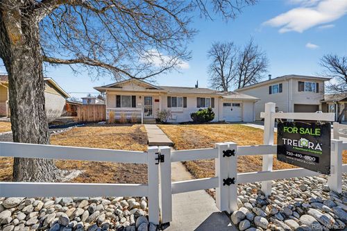 830 S Wheeling St, Aurora, CO, 80012-3566 | Card Image