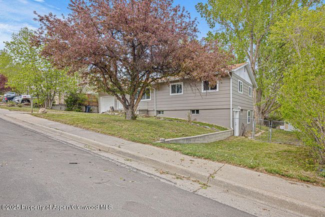 885 Stout St, House other with 5 bedrooms, 3 bathrooms and null parking in Craig CO | Image 56