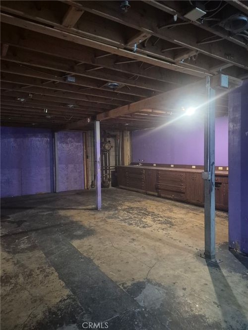 3216 S Main St, Los Angeles, CA, 90007-4103 | Card Image