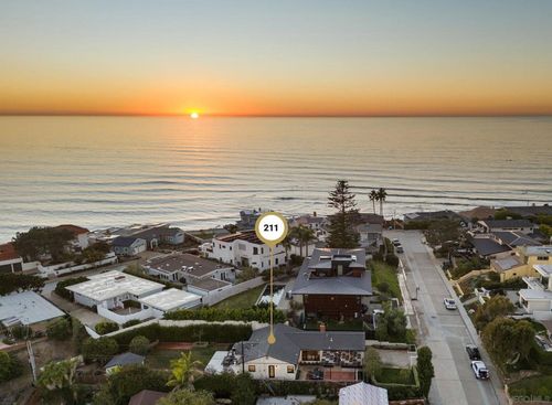 211 Ocean St, Solana Beach, CA, 92075 | Card Image