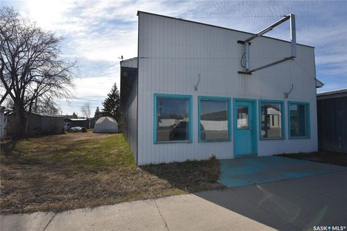 21 Main St, Carrot River, SK, S0E0L0 | Card Image