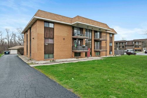 8-716 Moraine Trce, Schererville, IN, 46375-2867 | Card Image