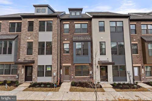6045 Soho Way, HYATTSVILLE, MD, 20782-4055 | Card Image