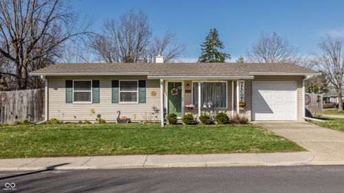 698 Indianapolis Rd, Mooresville, IN, 46158-1150 | Card Image