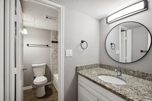 apt-l207-2307 Balsam Dr, Arlington, TX, 76006-5963 | Card Image