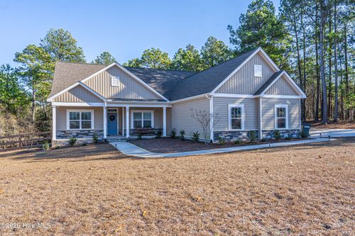 159 Courtland Cir, Foxfire Village, NC, 27281-9819 | Card Image