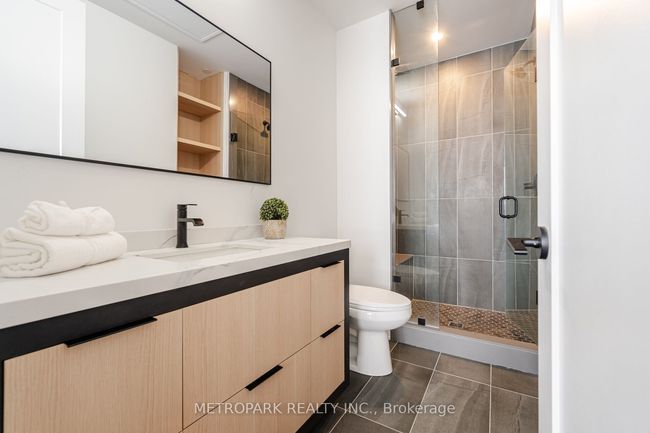 PH215 - 9000 Jane St, Condo with 2 bedrooms, 3 bathrooms and null parking in Concord ON | Image 26